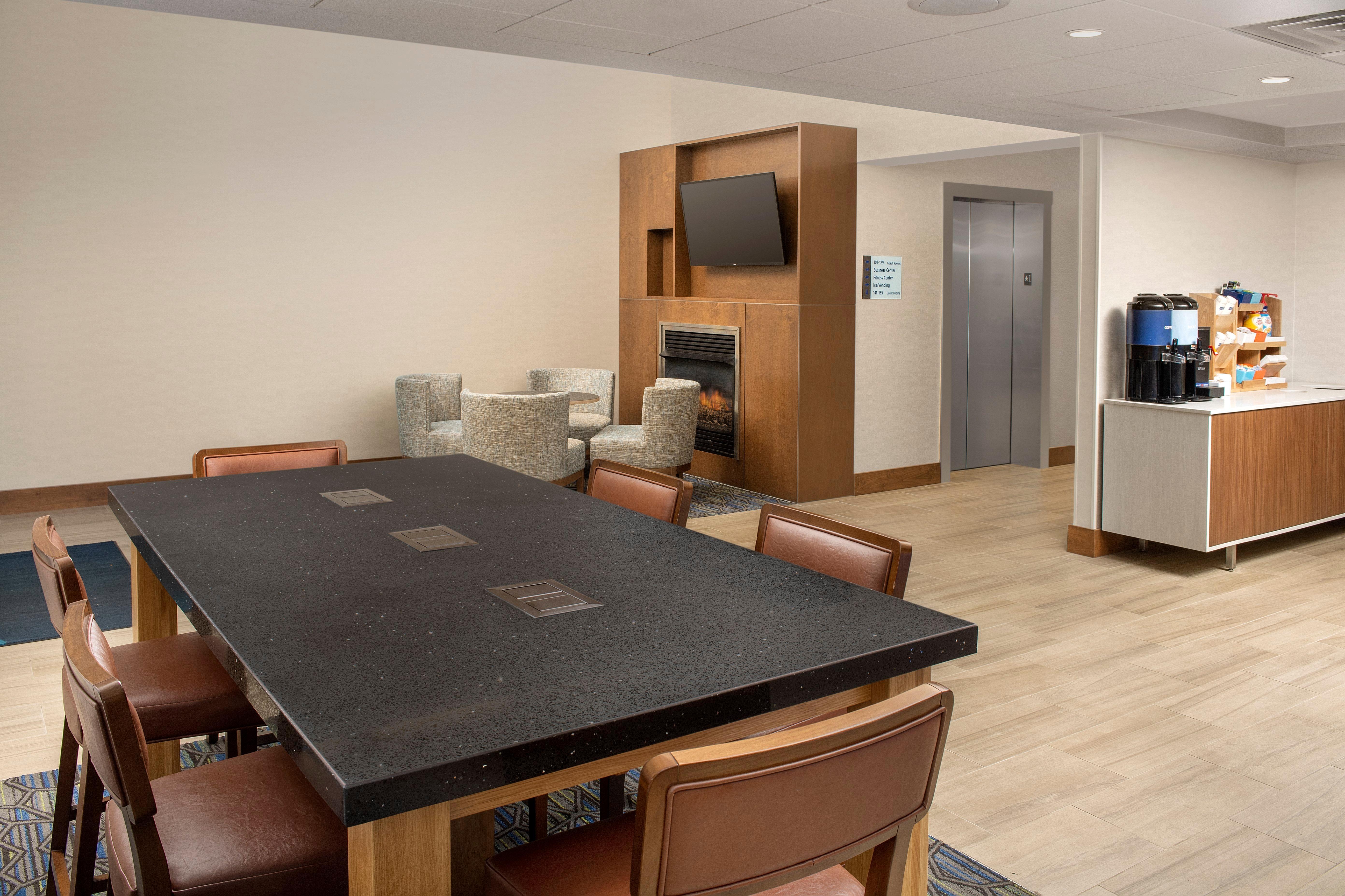 Holiday Inn Express Hotel & Suites Annapolis By Ihg Exterior foto